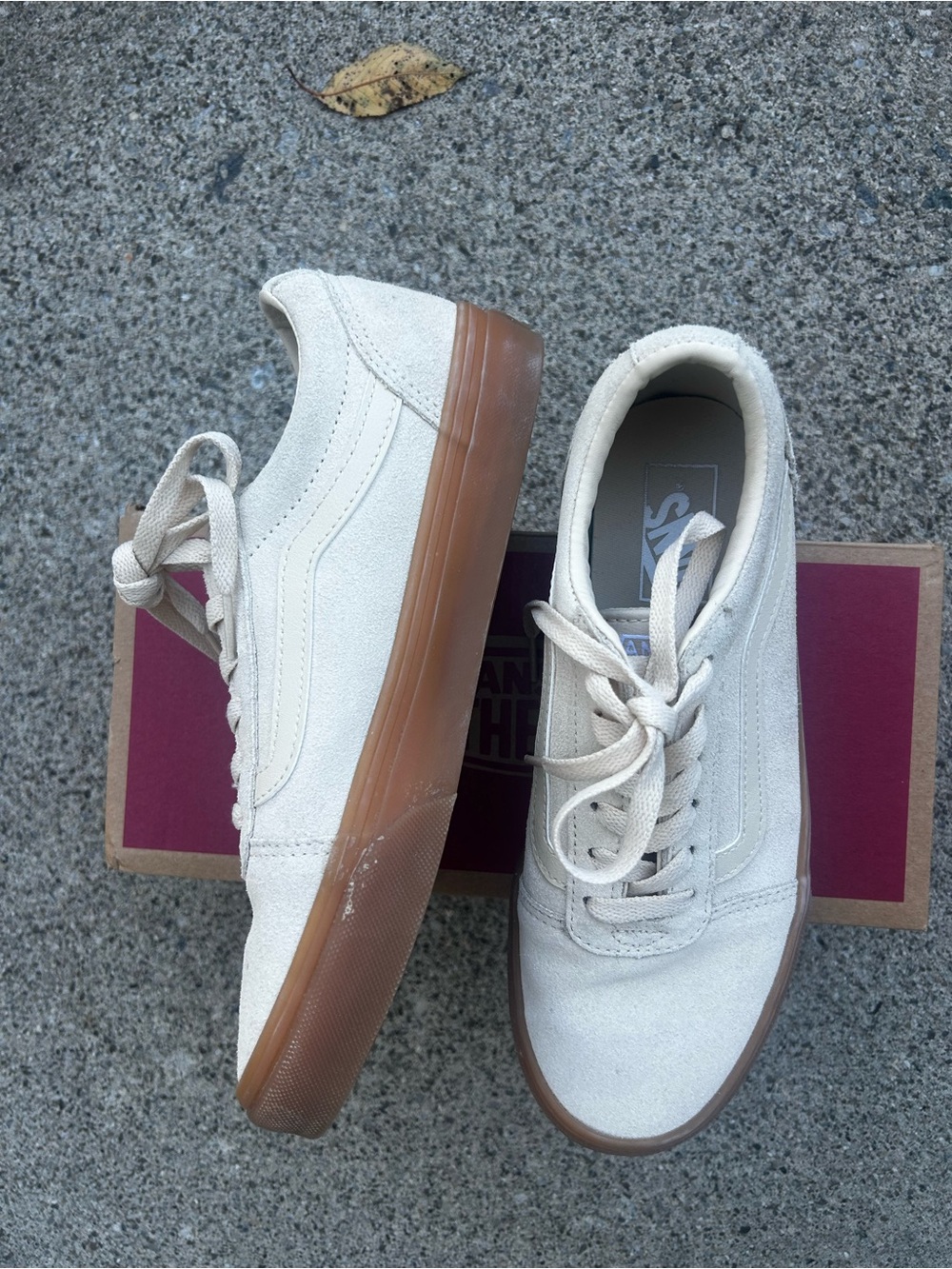 Vans Filmore Decon Cream Suede Gum Sole Sneakers Women’s 8.5